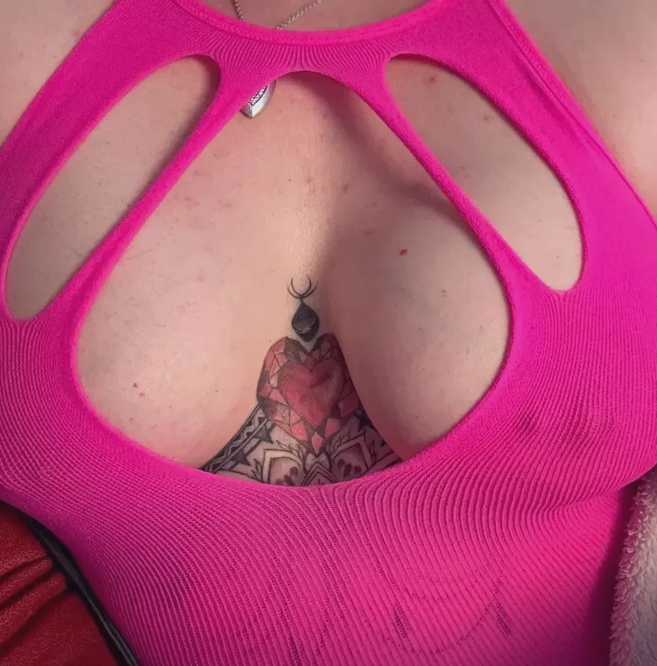 Büsra, 39