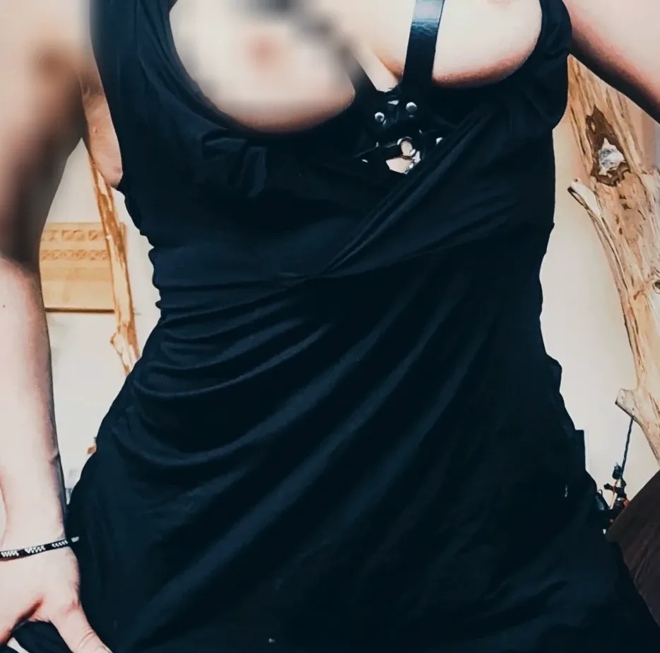 Denise, 36