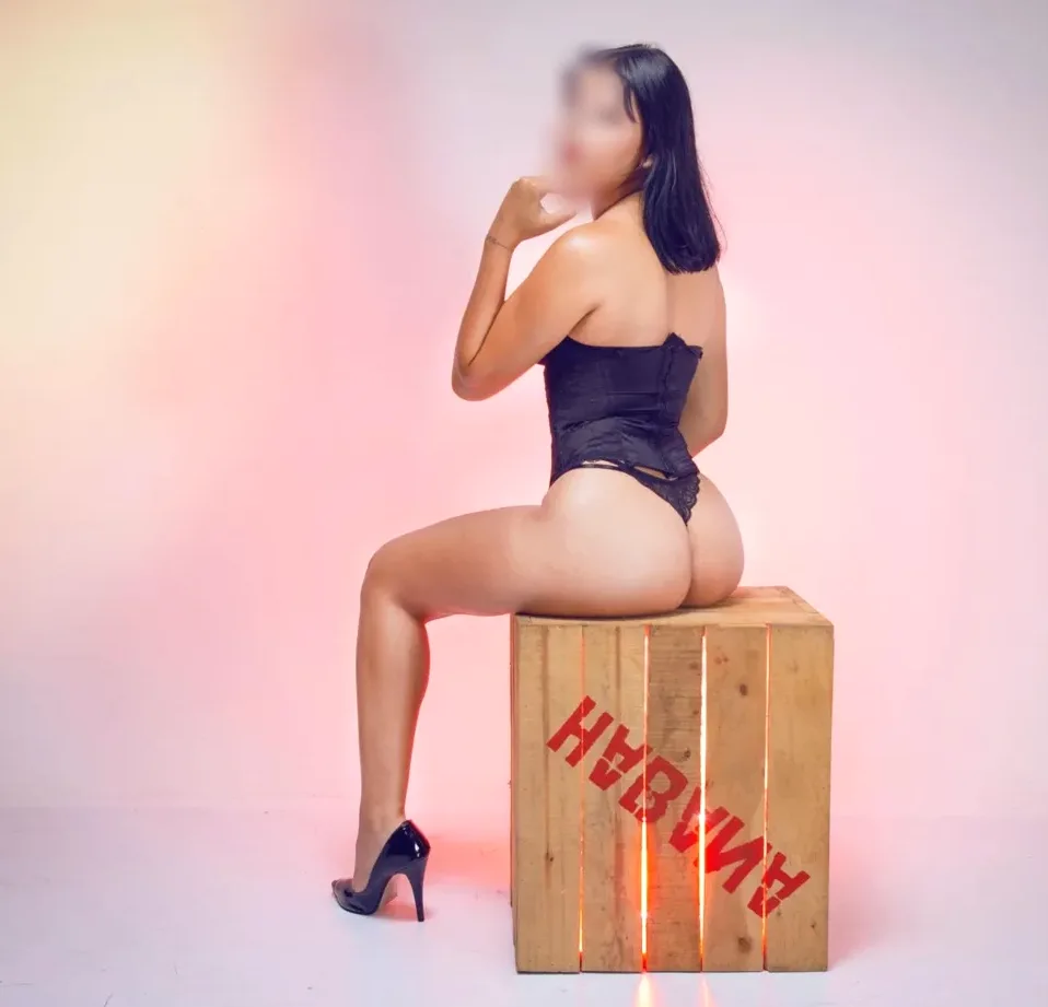 Sabrina, 20