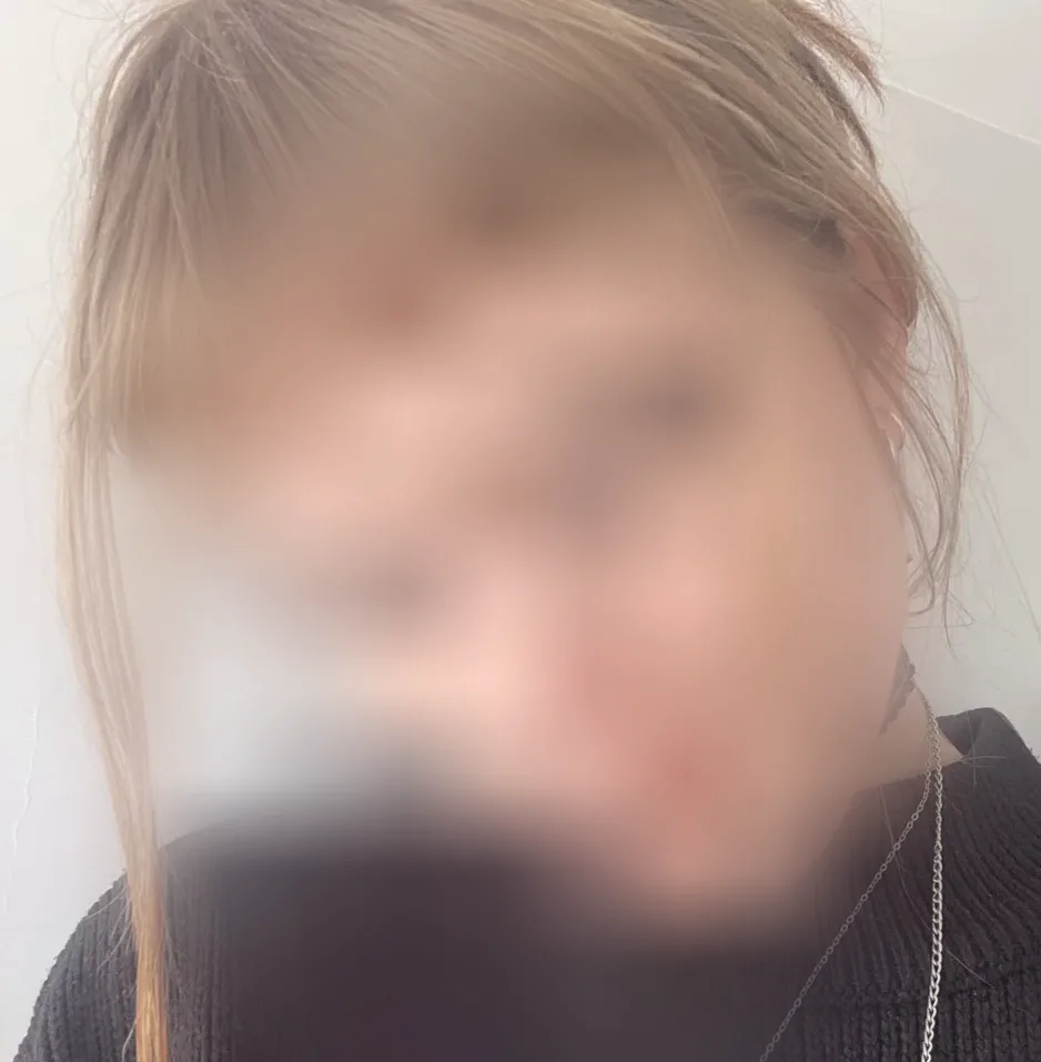 Selin, 19